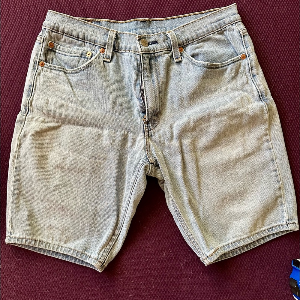 Men's Levis 511 Light Blue Denim Shorts, Size 32